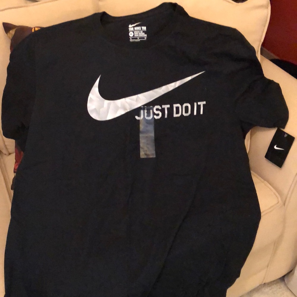 Nike t-shirt